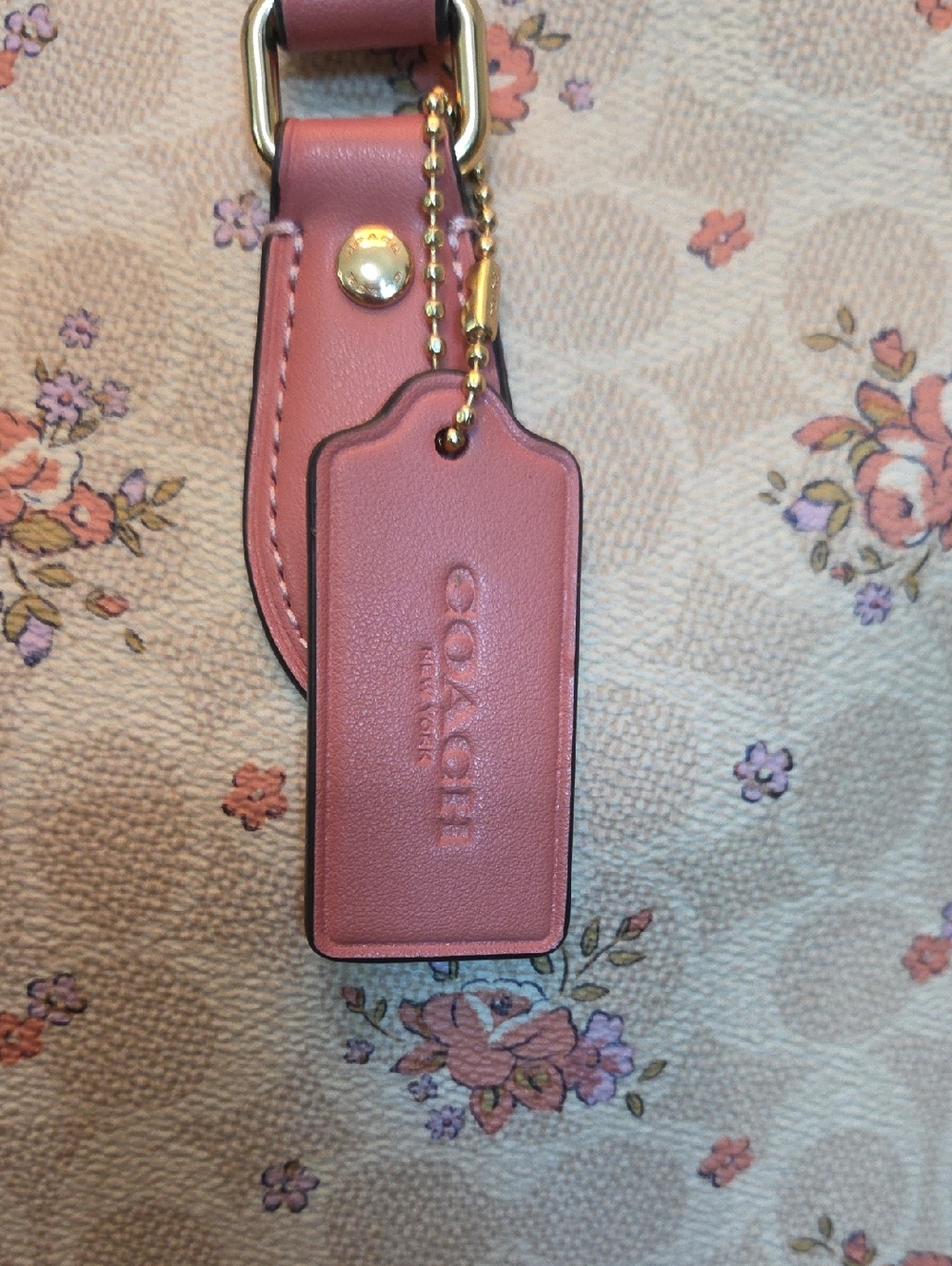COACH Beige Floral Signature Tote with Pink Leather Handles w/ Matching Wristlet - Picture 4 of 12
